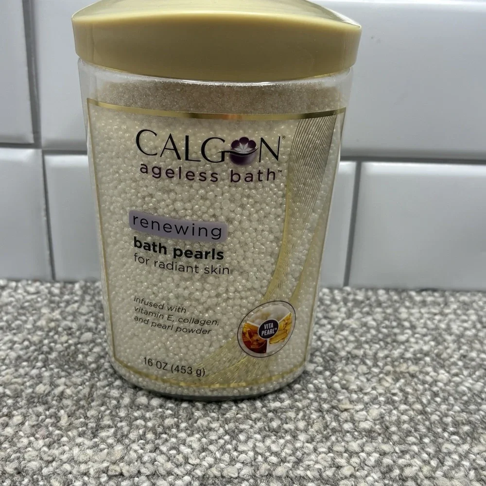 Calgon Ageless Bath RENEWING Bath Pearls For Radiant Skin, 16 oz / 1 Pound NEW